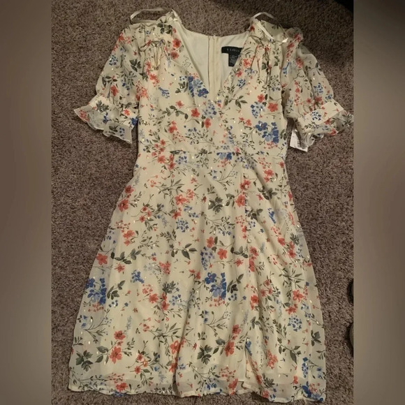 B Darlin Ivory and Small Floral Midi Dress size 5/6 - Picture 1 of 5